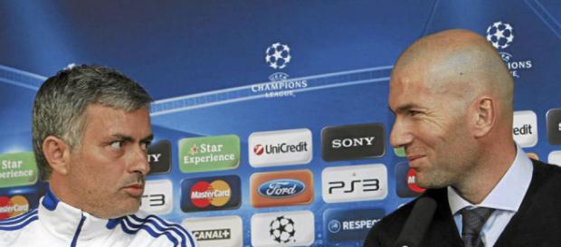 Mercato : Vers une entente Real Madrid - Manchester United pour deux pépites ? Mercato : Vers une entente Real Madrid - Manchester United pour deux pépites ?