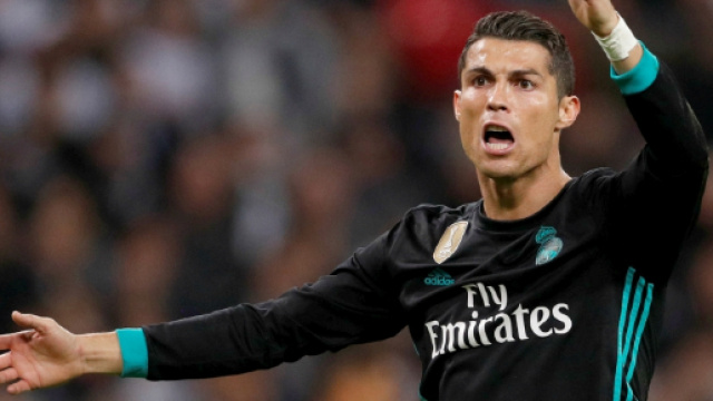 Ronaldo ne mâche pas ses mots - Football - Sports.fr - sports.fr