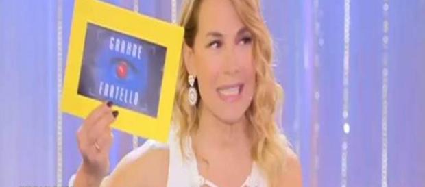 BARBARA D'URSO IN DIRETTA: “Ho le conversazioni spinte di Simone e ... - newscronaca.it BARBARA D'URSO IN DIRETTA: “Ho le conversazioni spinte di Simone e ... - newscronaca.it
