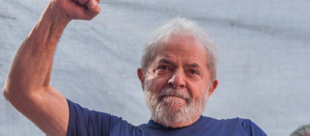 Defesa de Lula quer usar decisão do STF para tentar anular condenação do ex-presidente. Defesa de Lula quer usar decisão do STF para tentar anular condenação do ex-presidente.