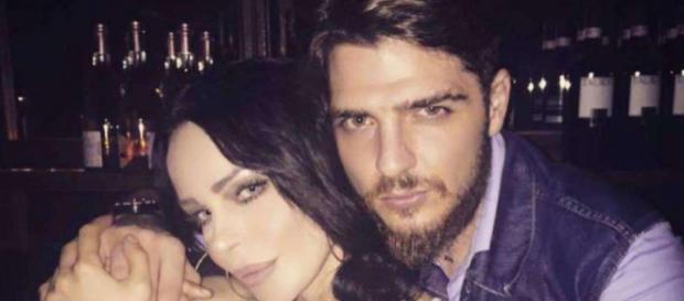 Nina Moric e Luigi Mario Favoloso, relazione a rischio dopo quattro anni Nina Moric e Luigi Mario Favoloso, relazione a rischio dopo quattro anni
