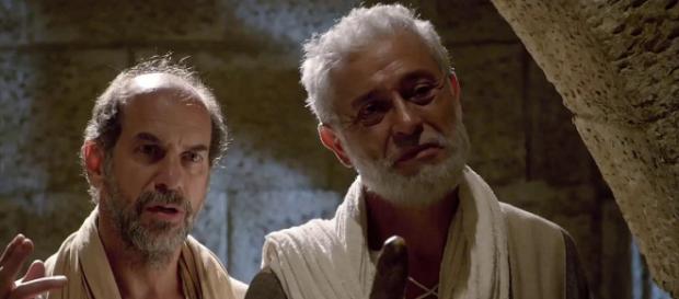 Ricardo Montana mata Moisés e Elias em Apocalipse (Foto: Record TV) Ricardo Montana mata Moisés e Elias em Apocalipse (Foto: Record TV)