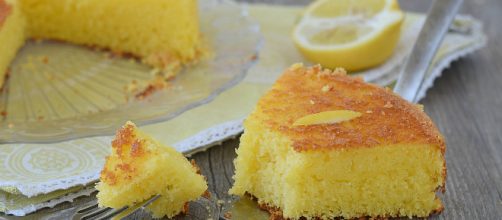 TORTA AL LIMONE CREMOSA - Vale cucina e fantasia - giallozafferano.it