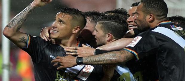 Jugadores del Rayo celebrando el gol de Trejo. Jugadores del Rayo celebrando el gol de Trejo.