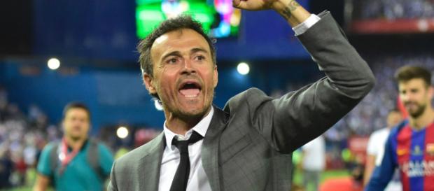 Llegar a Inglaterra es el sueño de Luis Enrique. Llegar a Inglaterra es el sueño de Luis Enrique.