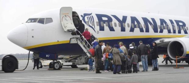 Ryanair lanza una campaña contra los pasajeros borrachos ... - elpais.com Ryanair lanza una campaña contra los pasajeros borrachos ... - elpais.com
