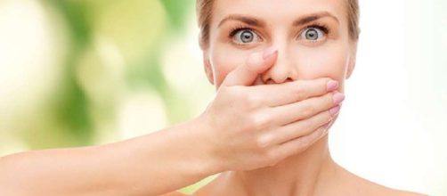 Los mejores 8 tratamientos para eliminar el mal aliento de la boca