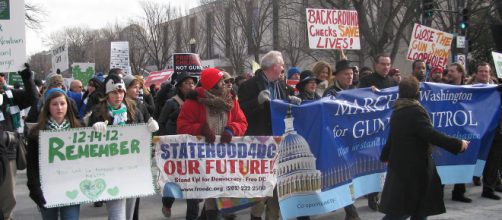 Students demonstrating for stricter gun control – Image credit – Slowking4 | Wikimedia Commons