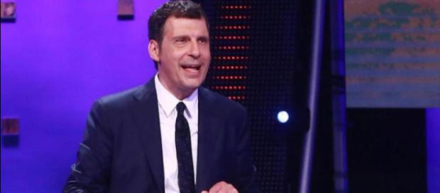 Fabrizio Frizzi è morto, chi conduce L'Eredità Fabrizio Frizzi è morto, chi conduce L'Eredità