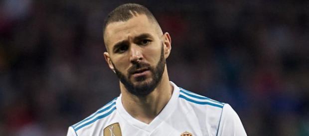 Karim Benzema a un paso del equipo merengue Karim Benzema a un paso del equipo merengue