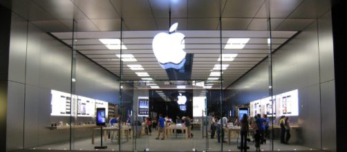 Apple exiting wireless router market [Image via Applesoft/Flickr]