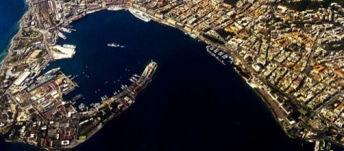 Una splendida immagine aerea di Messina