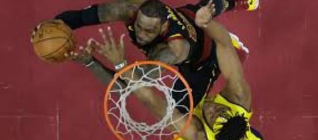 Lebron écrivant sa légende face aux Pacers Lebron écrivant sa légende face aux Pacers