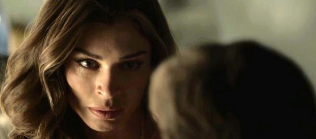 Lívia (Grazi Massafera) em cena. Reprodução/TV Globo Lívia (Grazi Massafera) em cena. Reprodução/TV Globo