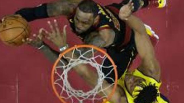 Lebron écrivant sa légende face aux Pacers