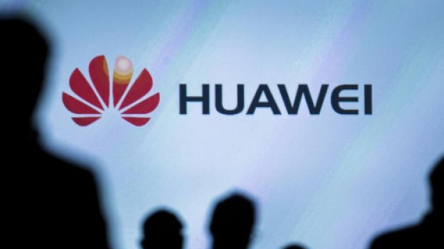 Né con Google né con Microsoft: Huawei lavora a un sistema