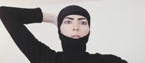 Nasim Najafi Aghdam vestida como un ninja (NasimABC)