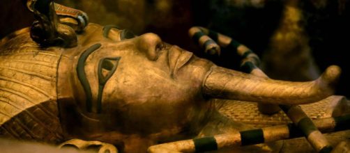 Ataúd de Tutankamón, D.XVIII, Imperio Nuevo. Museo del Cairo - Twitter Search - twitter.com