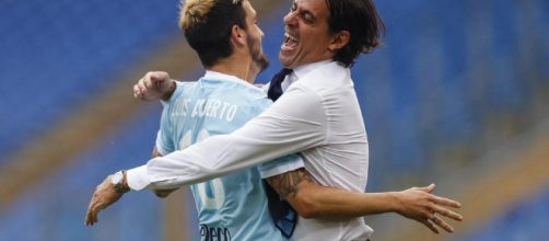 Luis Alberto con Simone Inzaghi, abbraccio dopo un goal