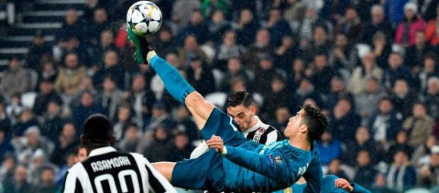 Cristiano Ronaldo hace chilena frente a la Juventus. Cristiano Ronaldo hace chilena frente a la Juventus.