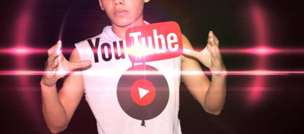 Más de una docena de otros artistas, incluyendo Shakira, Selena Gomez, Drake y Taylor Swift también se ven afectados Más de una docena de otros artistas, incluyendo Shakira, Selena Gomez, Drake y Taylor Swift también se ven afectados