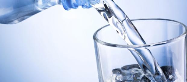 Beber agua para bajar de peso: ¿es eficaz? | Salud y Belleza - saludybelleza1.com Beber agua para bajar de peso: ¿es eficaz? | Salud y Belleza - saludybelleza1.com