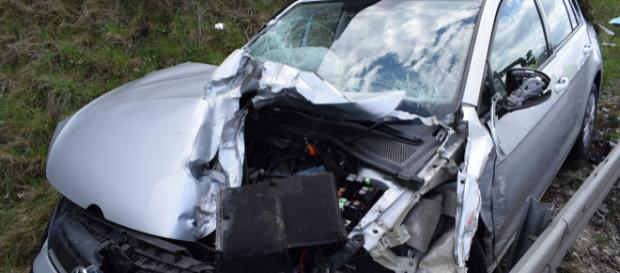 Der Fahrer kam in ein Krankenhaus. Foto: SinsheimTV/Buchner Der Fahrer kam in ein Krankenhaus. Foto: SinsheimTV/Buchner