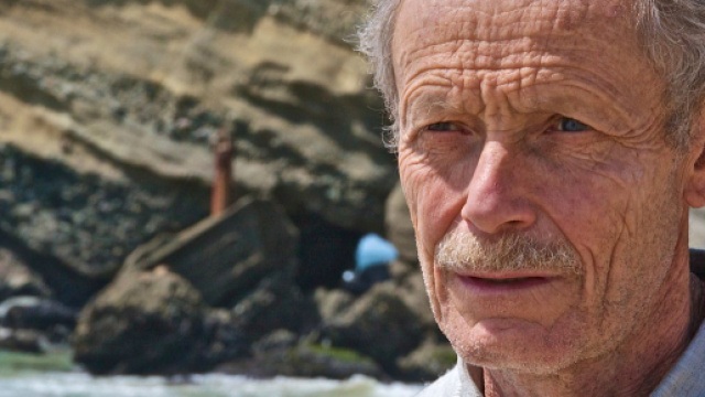 Erri De Luca parla a tutto tondo di politica (Foto profilo ufficiale Facebook)