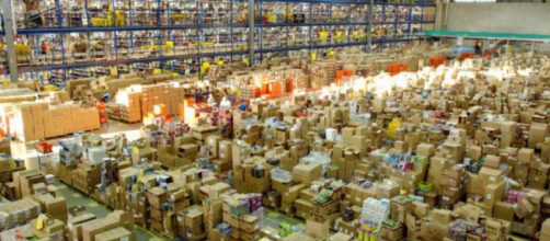 Amazon: cerca magazzinieri e non solo