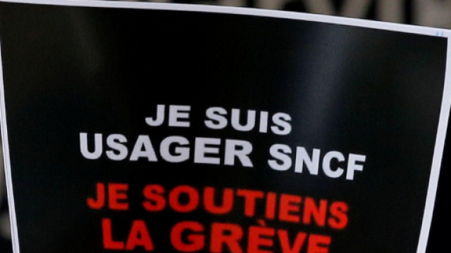 Pour soutenir les cheminots grévistes, une cagnotte a déjà atteint 300 000 euros !