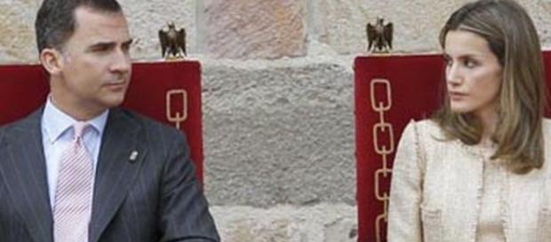 Jaime Peñafiel: “O Felipe se divorcia o Letizia se carga la monarquía” Jaime Peñafiel: “O Felipe se divorcia o Letizia se carga la monarquía”