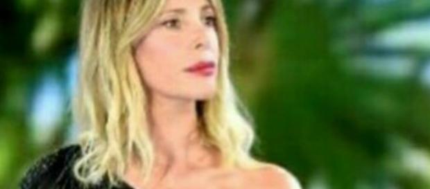 L’Isola dei Famosi 2018: Alessia Marcuzzi ha risposto alle critiche L’Isola dei Famosi 2018: Alessia Marcuzzi ha risposto alle critiche