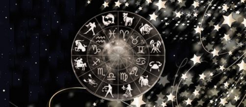 Oroscopo di domani 12 aprile 2018 | Previsioni di giovedì per tutti e dodici i segni dello zodiaco: al 'top del giorno' lo Scorpione