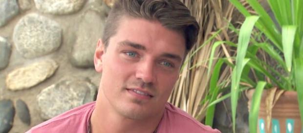 Dean Unglert of 'Bachelor' screenshot Dean Unglert of 'Bachelor' screenshot