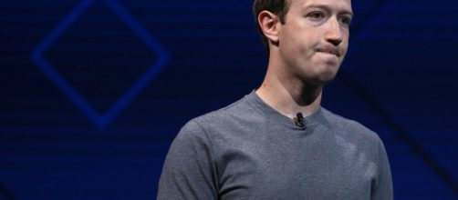 Mark Zuckerberg annuncia la svolta di Facebook (Fonte: Newsy – Youtube)