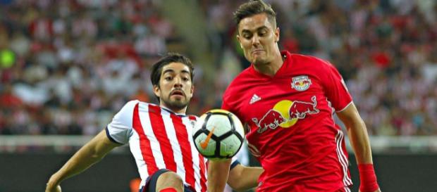 Los Red Bull buscan dar sorpresa a el equipo de Chivas. Los Red Bull buscan dar sorpresa a el equipo de Chivas.