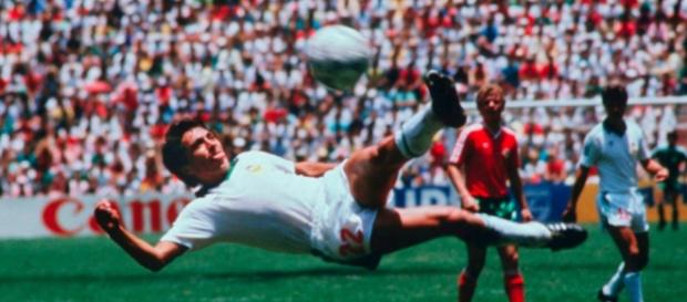 Manuel Negrete, en semifinales por el Mejor Gol de los Mundiales ... - com.mx Manuel Negrete, en semifinales por el Mejor Gol de los Mundiales ... - com.mx
