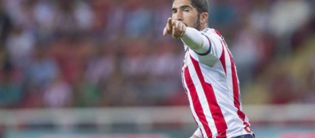 Pereira animara a sus compañeros desde las gradas. Pereira animara a sus compañeros desde las gradas.