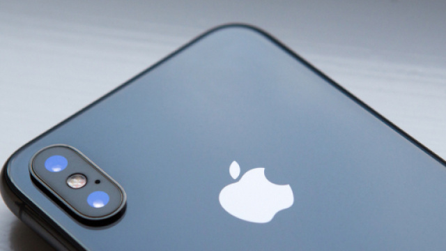 Apple iPhone X, la reazione degli ex possessori di smartphone Samsung