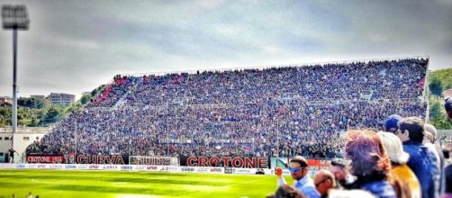 Serie A, Crotone: la maglia dello 'Scida', l'arma in più degli squali - blastingnews.com