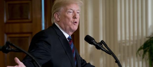 El presidente Donald Trump quiere a todo costa que el Mundial de Fútbol 2026 se lleve a cabo en Norte América. El presidente Donald Trump quiere a todo costa que el Mundial de Fútbol 2026 se lleve a cabo en Norte América.