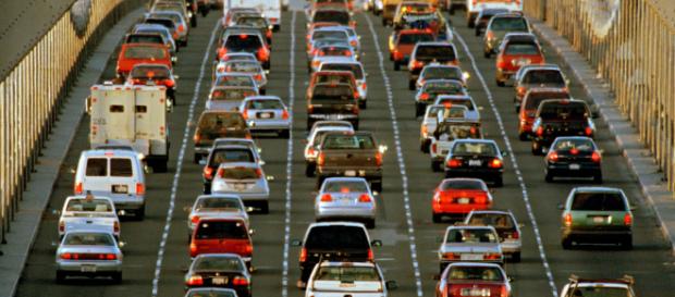 Los autos usados también generan muchas ganancias. Los autos usados también generan muchas ganancias.