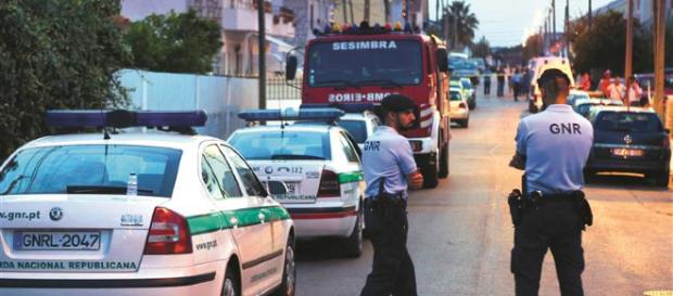 Triplo assassinato na Quinta do Conde, mata um militar da GNR, um agente da PSP e o seu flho Triplo assassinato na Quinta do Conde, mata um militar da GNR, um agente da PSP e o seu flho