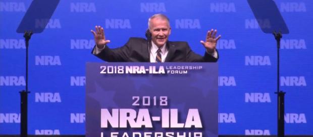 Nueva NRA Presidente es Oliver North, figura clave en Irán-Contra ... - democracynow.org Nueva NRA Presidente es Oliver North, figura clave en Irán-Contra ... - democracynow.org