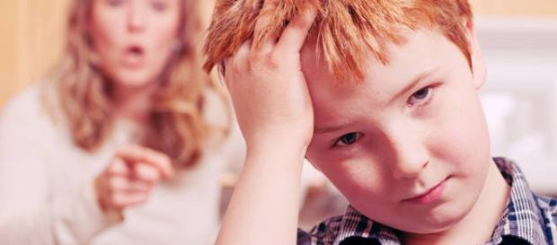 Se debe evitar gritarle a los hijos Se debe evitar gritarle a los hijos