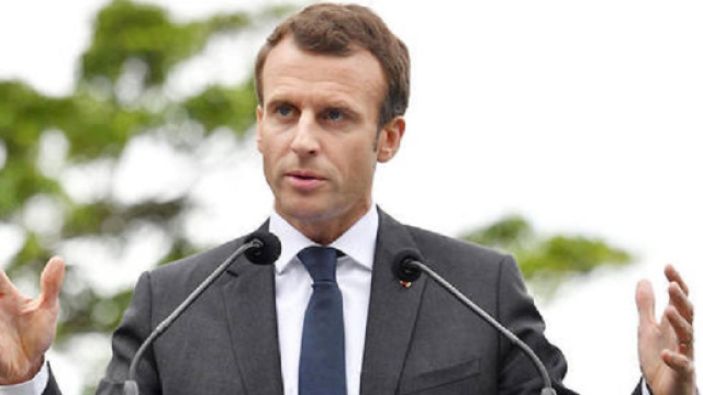 Emmanuel Macron reçoit le prix Charlemagne