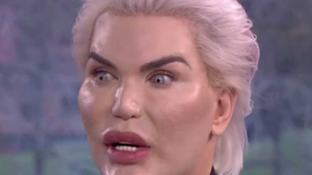Grande Fratello, il Ken Umano (Rodrigo Alves) nuovo concorrente ... - bitchyf.it