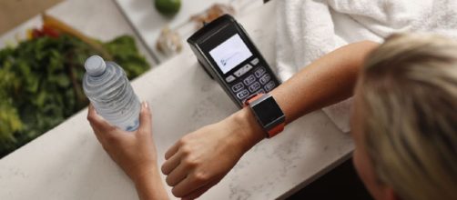 Fitbit Versa: Fitbit renueva su gama de smartwatch y baja precios - gizlogic.com