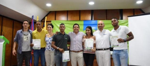 (AUC)realizará bienvenida a sus nuevos estudiantes ... - contraportada.co (AUC)realizará bienvenida a sus nuevos estudiantes ... - contraportada.co