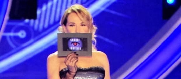 Grande Fratello choc, un clamoroso abbandono per il reality di Barbara D'Urso Grande Fratello choc, un clamoroso abbandono per il reality di Barbara D'Urso
